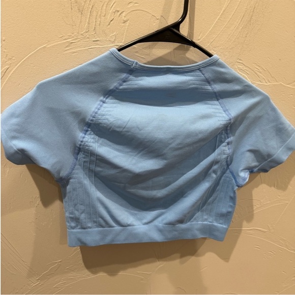 Alphalete Crop Top - Picture 4 of 4